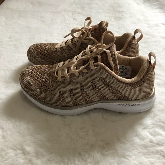 APL Techloom Phantom NWOT Sneakers Rose gold 7.5 - Picture 4 of 12